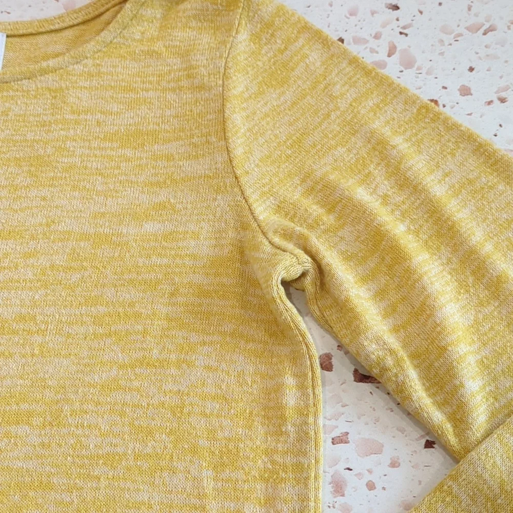 Old Navy | Golden Yellow Pullover Lightweight Sweater Long Sleeves | L
